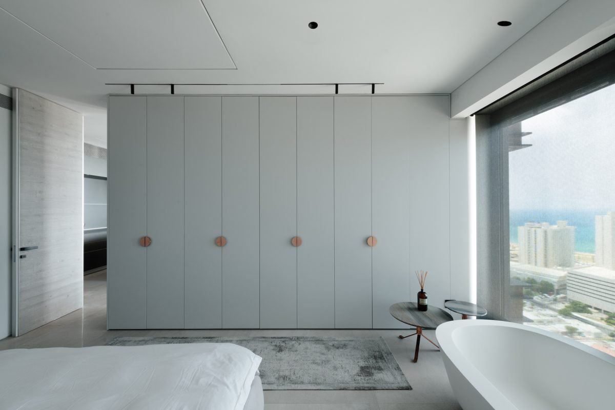 White City Apartment עיצוב תאורת חדר שינה על ידי דורי קמחי